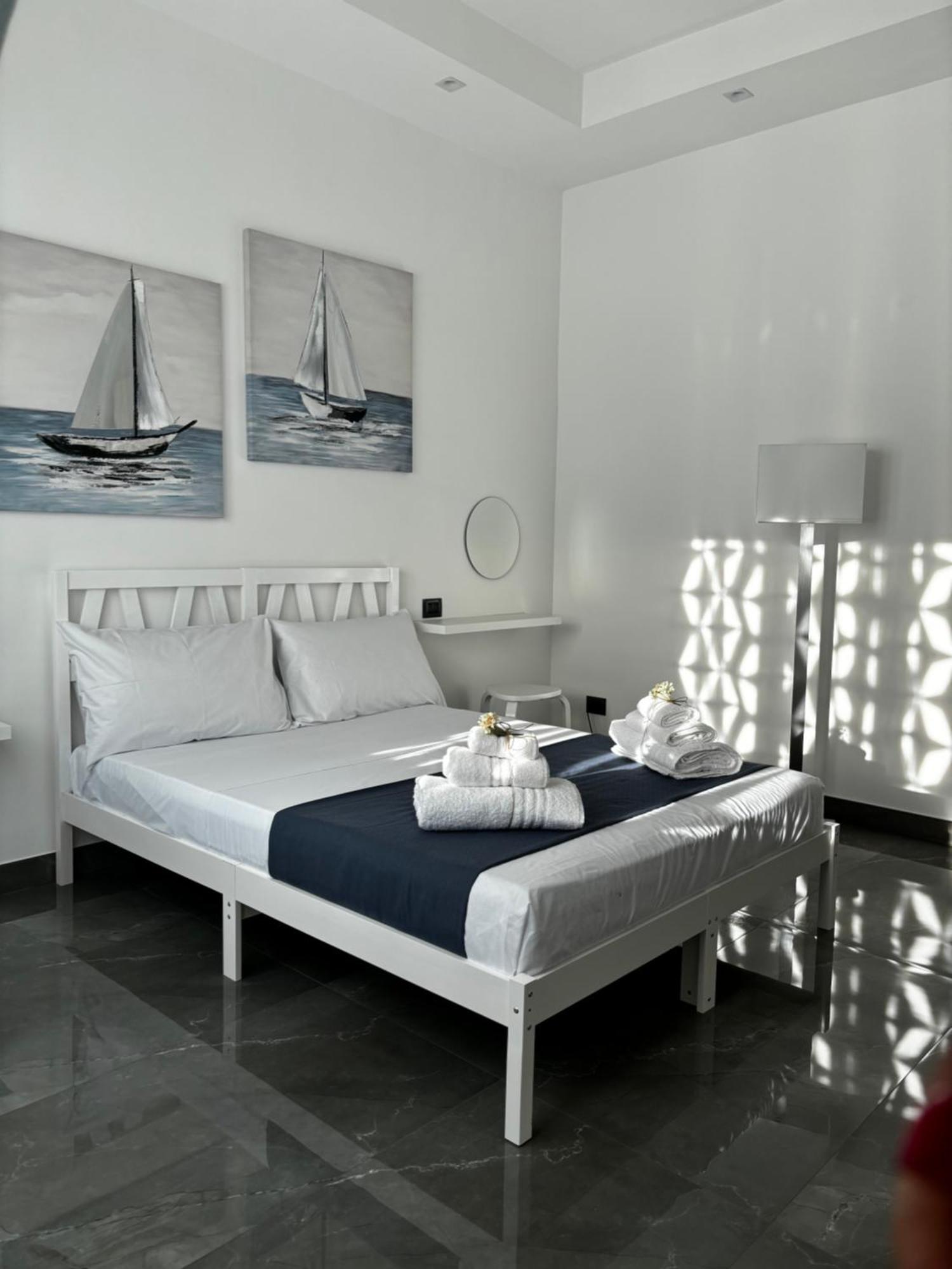 Louis Helen Apartment Nápoles Exterior foto